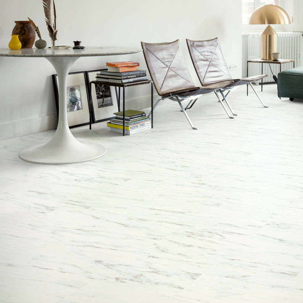 Pavimento Vinilico in SPC Quick-Step Oro 4+1 | Marmo bianco di Carrara  – SKU AVSTU40136