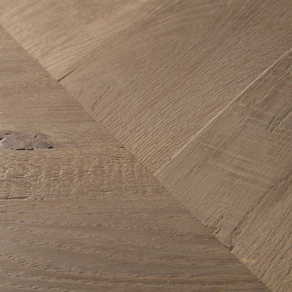 Quick-Step Parquet Prefinito Intenso – Rovere Eclissi Oliato INT3903 | 13x600×310 mm Spina Ungherese Chevron 62,5°