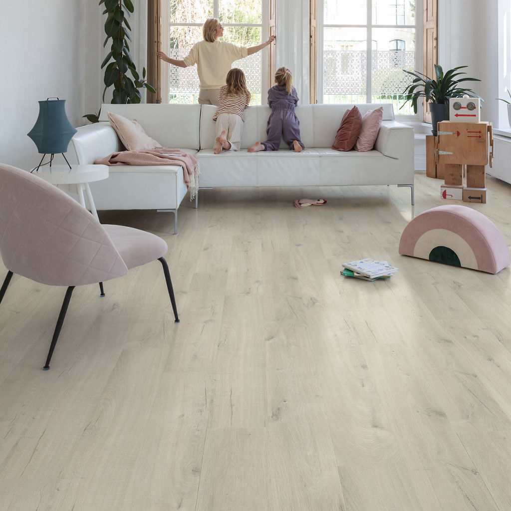 Pavimento Vinilico in SPC Quick-Step Bloom 5+1 | Rovere cotone bianco blush  – SKU AVMPU40200